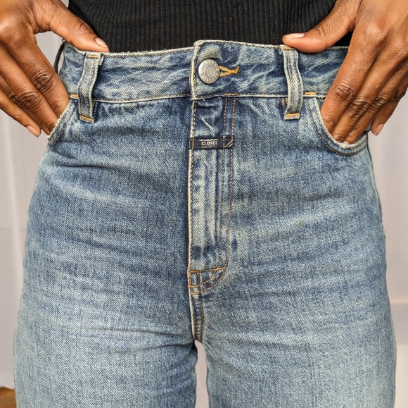 CLOSED denim Kathy Bootcut Jeans | Size 23 | Made in Italy with Canadian Denim - Picture 5 of 8